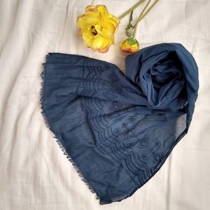 NWOT GAP Blue summer scarf with fringe